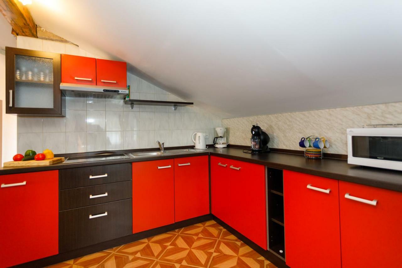 Apartment Aleksandra Малинска Екстериор снимка